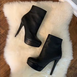 Steven Madden Heel Black Leather Ankle Boots sz 6